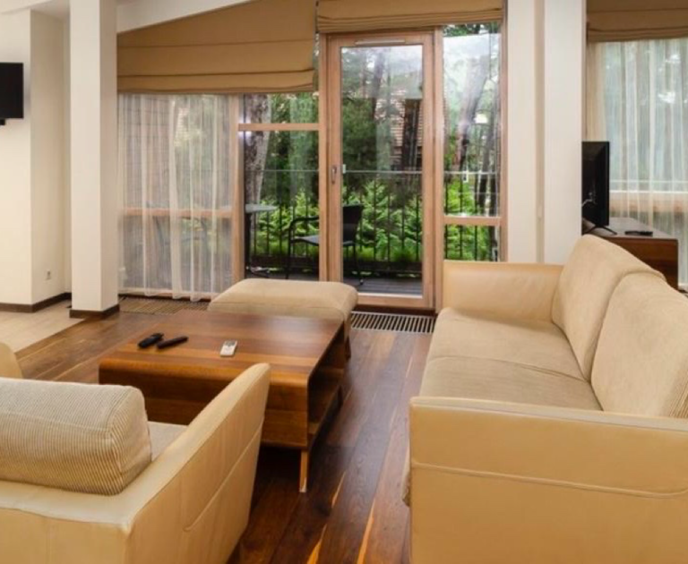 2DB48ABF-9EB8-45B7-B426-8FE07AC1D5FA